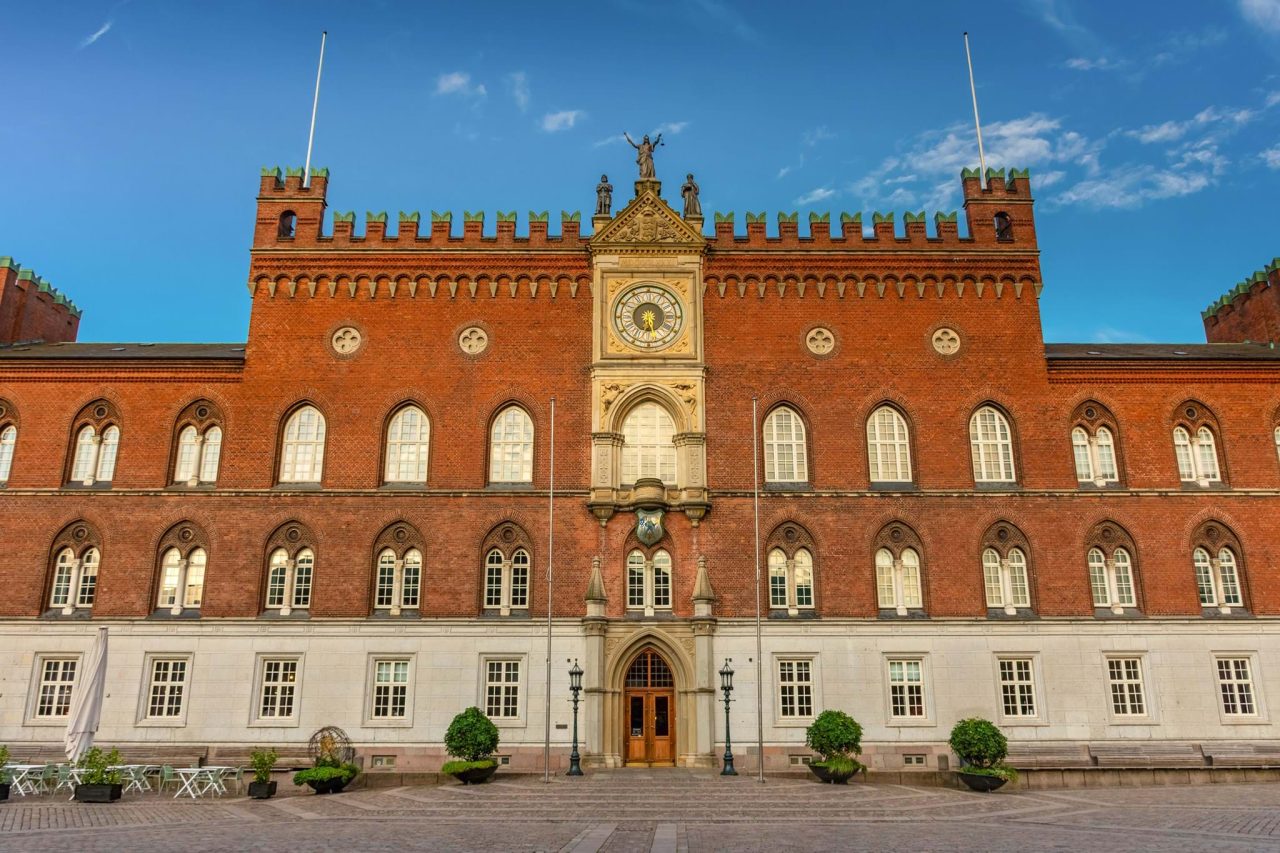 Billede af Odense Rådhus bygningsfacade